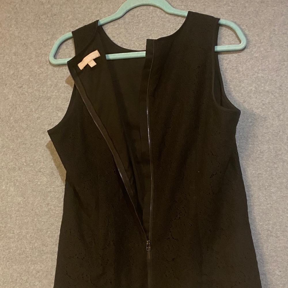 Banana Republic Black Lace Tank Top - Picture 6 of 10